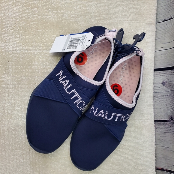 Nautica Wesson Water Athletic Shoes - Picture 3 of 5